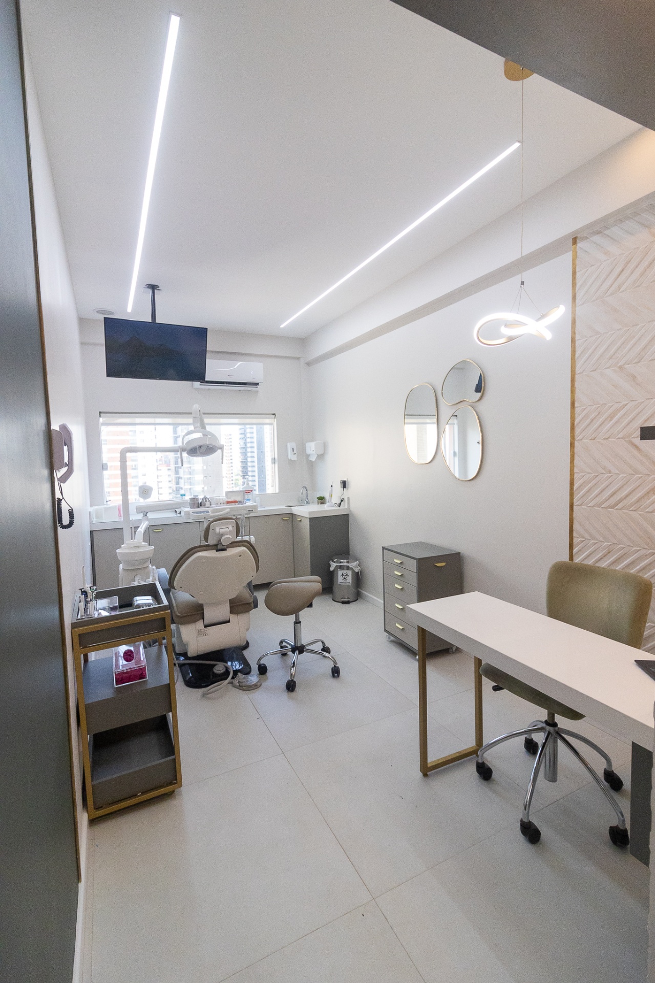 Sala de atendimento odontológico da LM Odonto em Belém